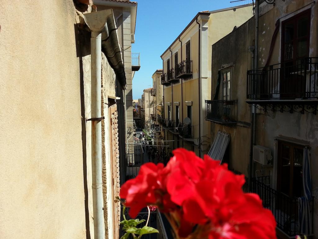 B&B Del Corso Cefalu Exterior photo